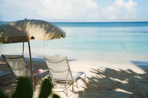 Hampton by Hilton Grand Cayman Seven Mile Beach