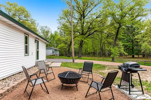 Moes Vineyard - Cabin in Necedah, USA