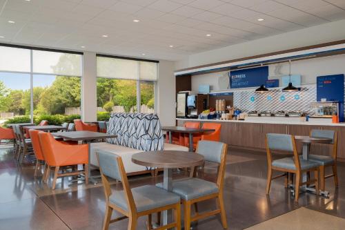 Maistas ir gėrimai, Holiday Inn Express Lexington Horse Park Area By IHG in Leksingtonas (KY)