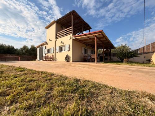 Villa Elena ΝΕΑΠΟΛΗ ΒΟΙΩΝ gîte à louer Adhiákopos