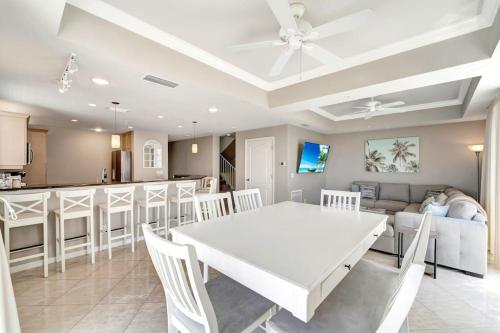Waterfront Boater's Paradise in Placida (FL)