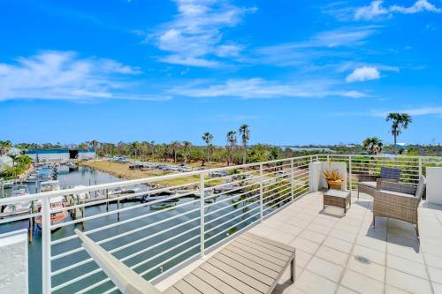 Waterfront Boater's Paradise in Placida (FL)