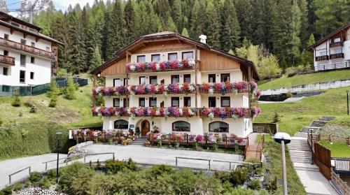 Hotel Mondeval 1