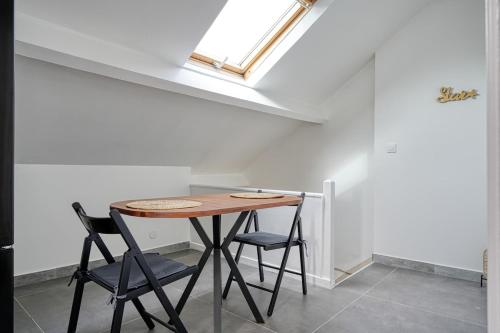 Duplex cosy proche Paris - WiFi - Tout équipé (Duplex cosy proche Paris - WiFi - Tout equipe) in Arnouville
