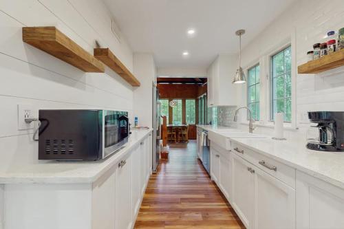 Hillside Cottage in Michiana, USA
