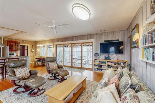 Cove Cottage - Falmouth, MA