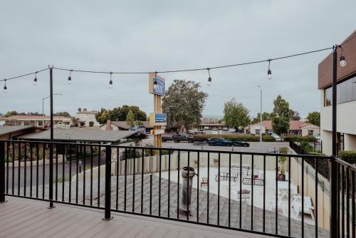 Town and Country Inn in Santa Maria (CA)