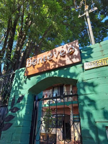 Benteveo hostel iguazu in Puerto Iguazu