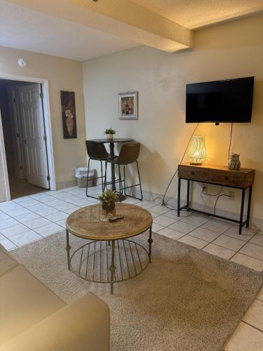 River Place Condos 209 1BR - image 37