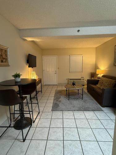 River Place Condos 209 1BR - image 38