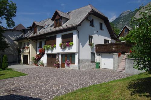 B&B Bovec - Apartments Ktrenc - Bed and Breakfast Bovec