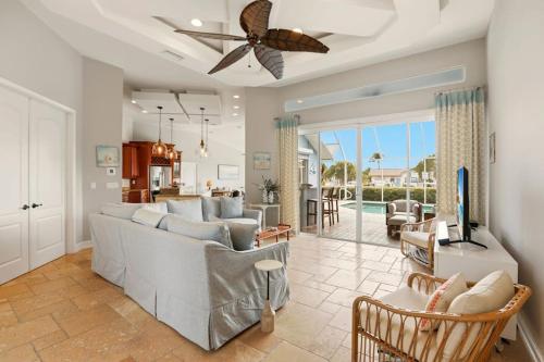 Marco Paradise, Marco Island