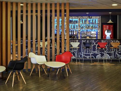 ผับ/เลาจน์, ibis Sao Paulo Morumbi in อิตาอิม บิบี