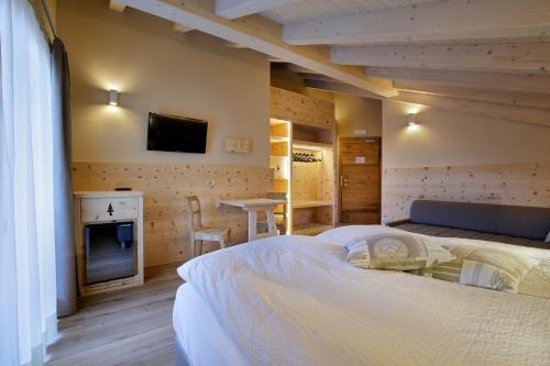 Albergo Garnì Antico Mas del Medico - image 4