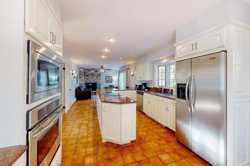 Trails & Beach Getaway in North Falmouth, USA