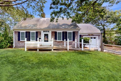 Cozy & Quiet Hyannis Retreat in Hyannis, USA