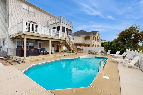 A Slice Of Paradise - Virginia Beach, VA