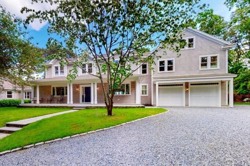 Follins Estate in Yarmouth Port, USA