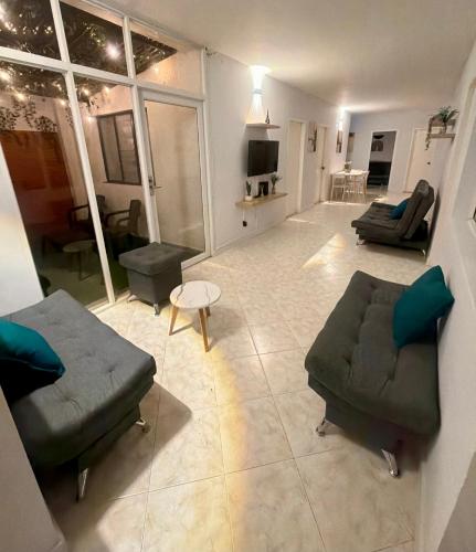 Villa Laureles Medellin 4 Hab 3 Baños Excelente Ubicación