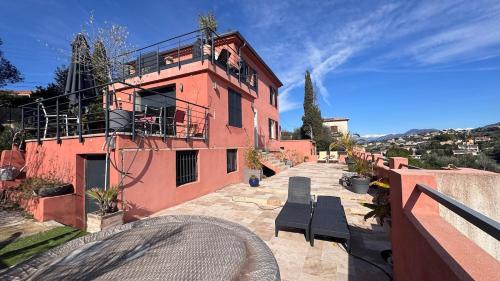 Nice, collines, Chateau de Cremat, villa, jacuzzi in Cremat