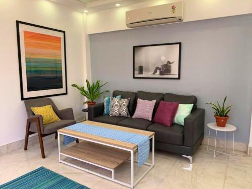 Mon Desire 1, Perry Cross Rd, Bandra West by Connekt Homes