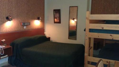 Mornington Hotel - image 9