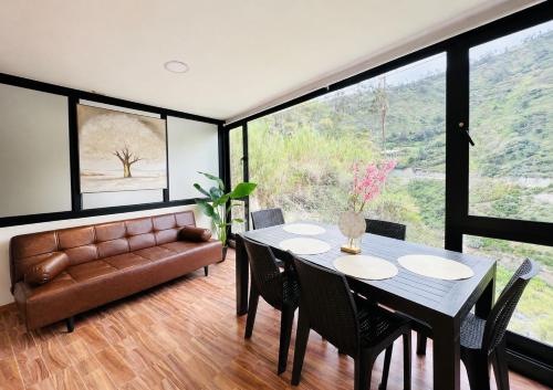 Villa Oliva - 6 Bedroom 3 Bath — other in De los Tomates villa, Baños Ecuador, 180520