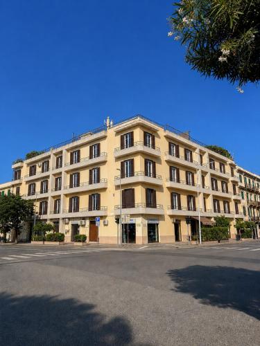ISOLA - Smart Accomodation - Villa San Giovanni