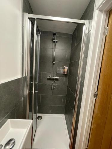 One bed - close to town in Trencreek