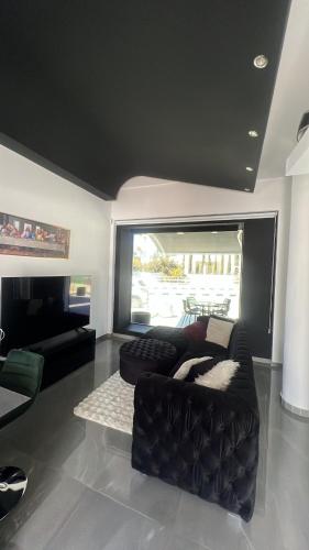 Modern Chic Apartment in Prime Location – khách sạn tại Khac