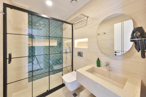 Sardunya Otel ARKA BİNA Room Type - Triple Room with Sea View