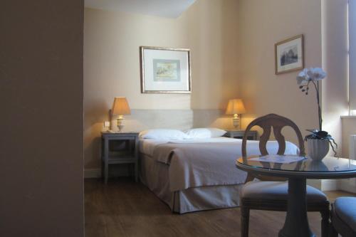 hotel photo