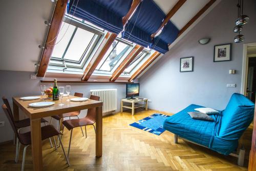 Ruterra Red Roofs View With Garage, Praha (fotografie 5)
