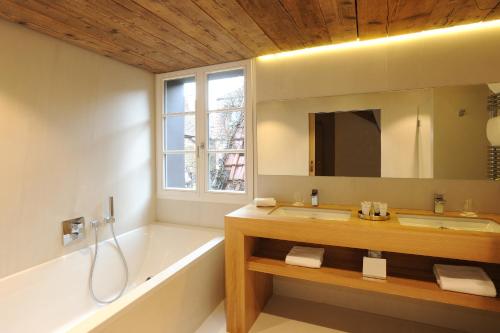 5 Terres H Room Type - Deluxe Room