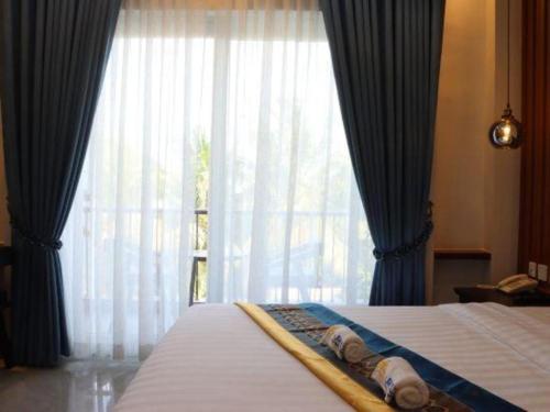 Sky Boutique Kampot – Kampot, NJ