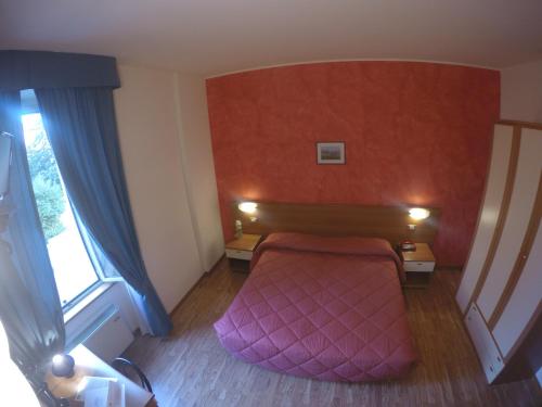 Hotel 2000 - image 10