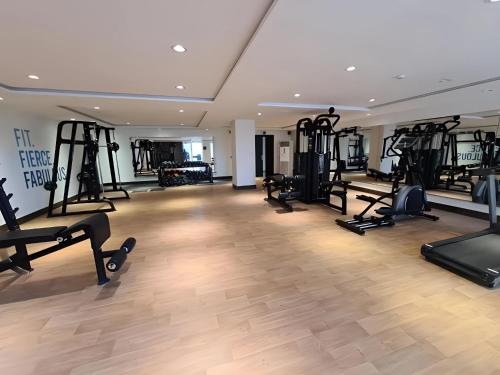 Opal Boutique Luxurious Apartments Lahore - LMY - image 14