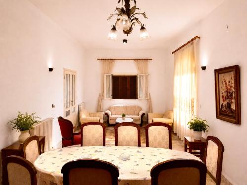 Spacious Mountain House In Sehayleh in Ajaltoun