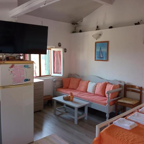 Dionisia Cottage in 安提帕克索斯