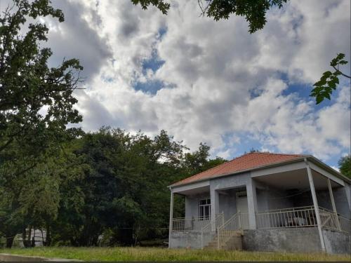 Bağ evi – khách sạn tại Pirkuli