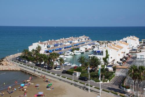 Apartamentos El Puerto - image 3