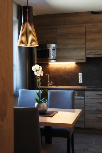Two-Bedroom Apartment (4 Adults)