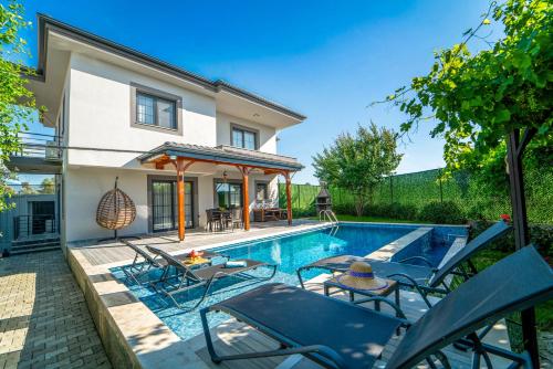 Villa Lux Seydikemer Private Pool Nature View – khách sạn tại Seydikemer