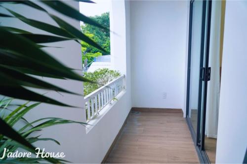 Balcony/terrace, Jadore House in Cam Le