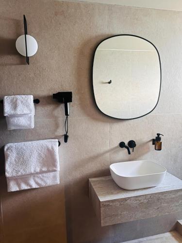 Hotel Ti' Pelican – khách sạn tại Le Carbet