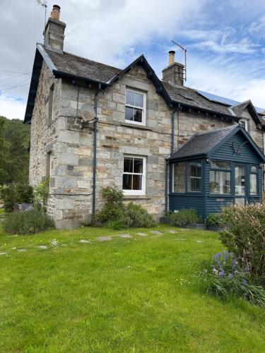 Зовнішній вигляд готелю, Tigh Na Sithe in Kinloch Rannoch