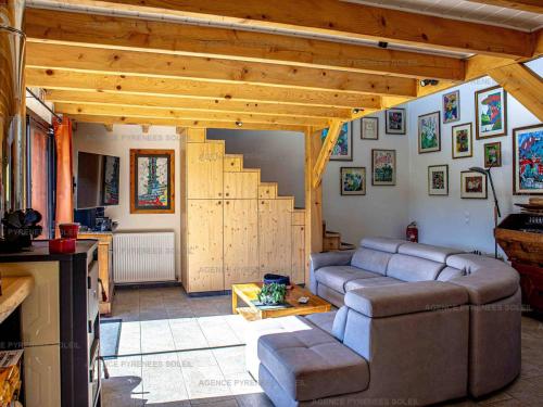 Maison d'Exception en Lisière de Forêt avec WIFI et Parking aux Angles