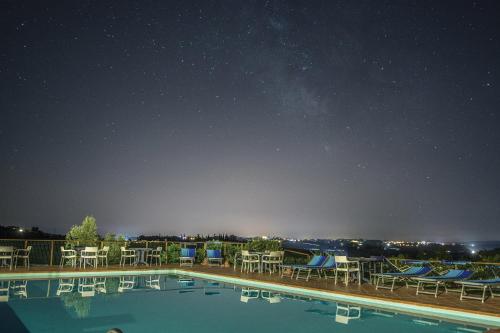 Басейн, Hotel Belvedere Di San Leonino in Кастелліні в К'янті