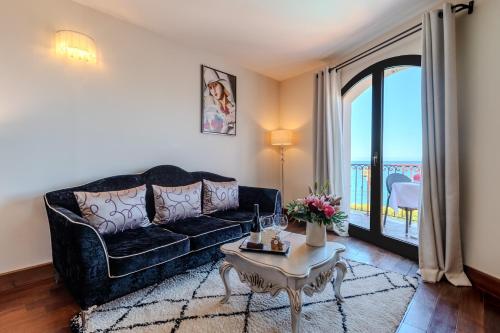 Suite, deluxe, junior, vue sur la mer, balcon ou terrasse