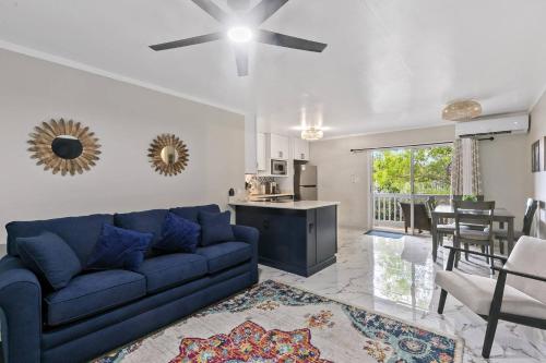 Newly Renovated Condo in 國王山